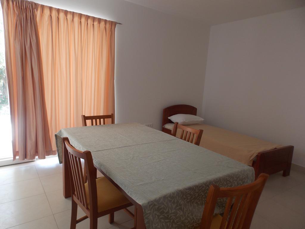 Apartments Franov Bibinje Zimmer foto